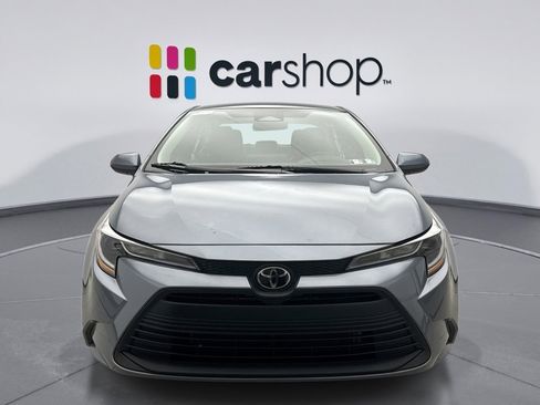 Used 2023 Toyota Corolla LE FWD image 8