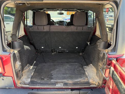 Used 2013 Jeep Wrangler Unlimited Sport AWD/4WD image 13