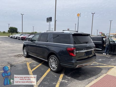 Used 2022 Ford Expedition Max Platinum AWD/4WD image 3