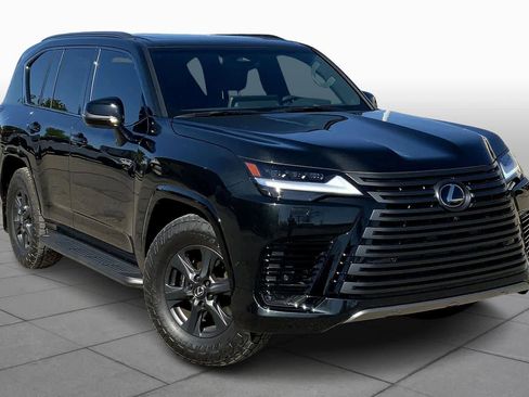 Used 2026 Lexus LX 700h Overtrail image 3