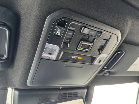 New 2026 Toyota 4Runner 4WD image 18