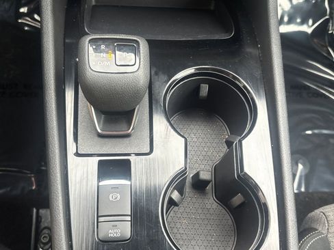 Used 2023 Nissan Rogue SV image 14