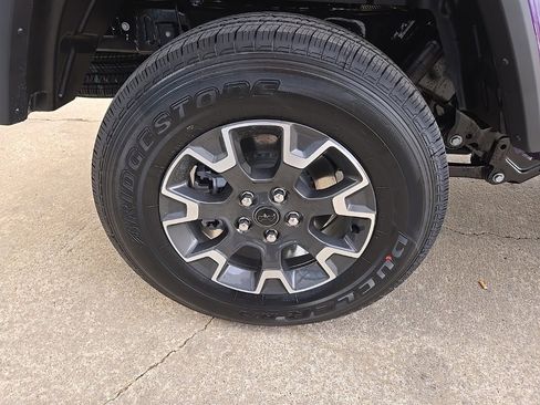 New 2026 Jeep Gladiator Sport image 30