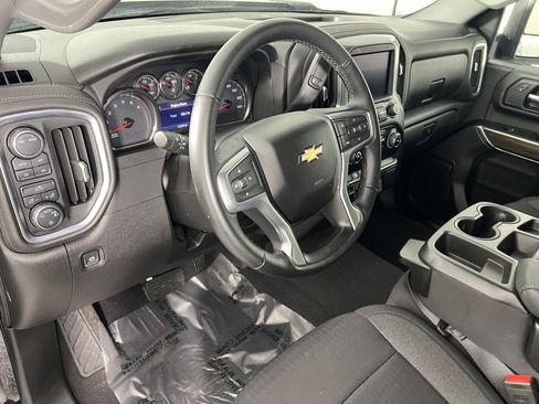 Used 2023 Chevrolet Silverado 2500 LT w/ Z71 Off-Road Package AWD/4WD image 13