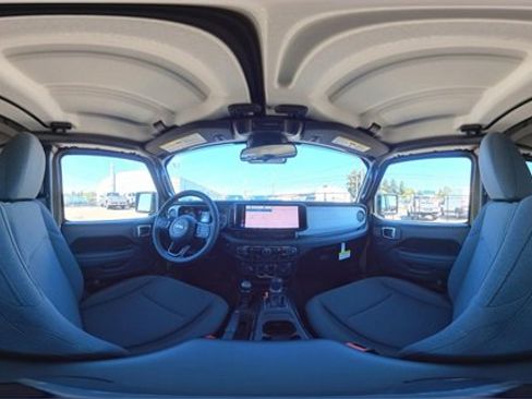 New 2025 Jeep Gladiator Sport image 15