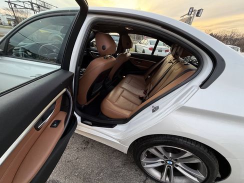 Used 2016 BMW 328i xDrive Sedan AWD/4WD image 17