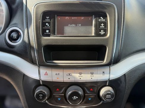 Used 2015 Dodge Journey American Value Package w/ Flexible Seating Group FWD image 27