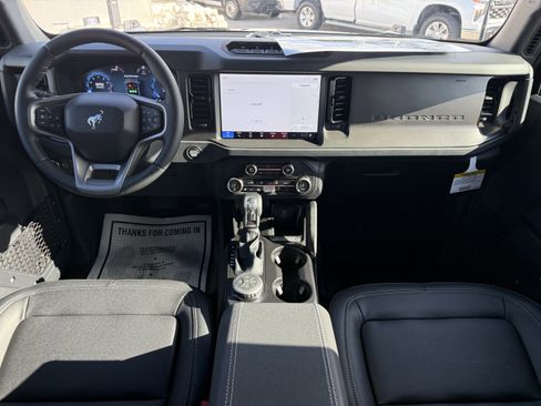 New 2025 Ford Bronco Badlands image 16