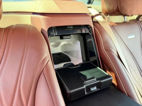 Used 2019 Mercedes-Benz S 63 AMG S 4MATIC Sedan image 34