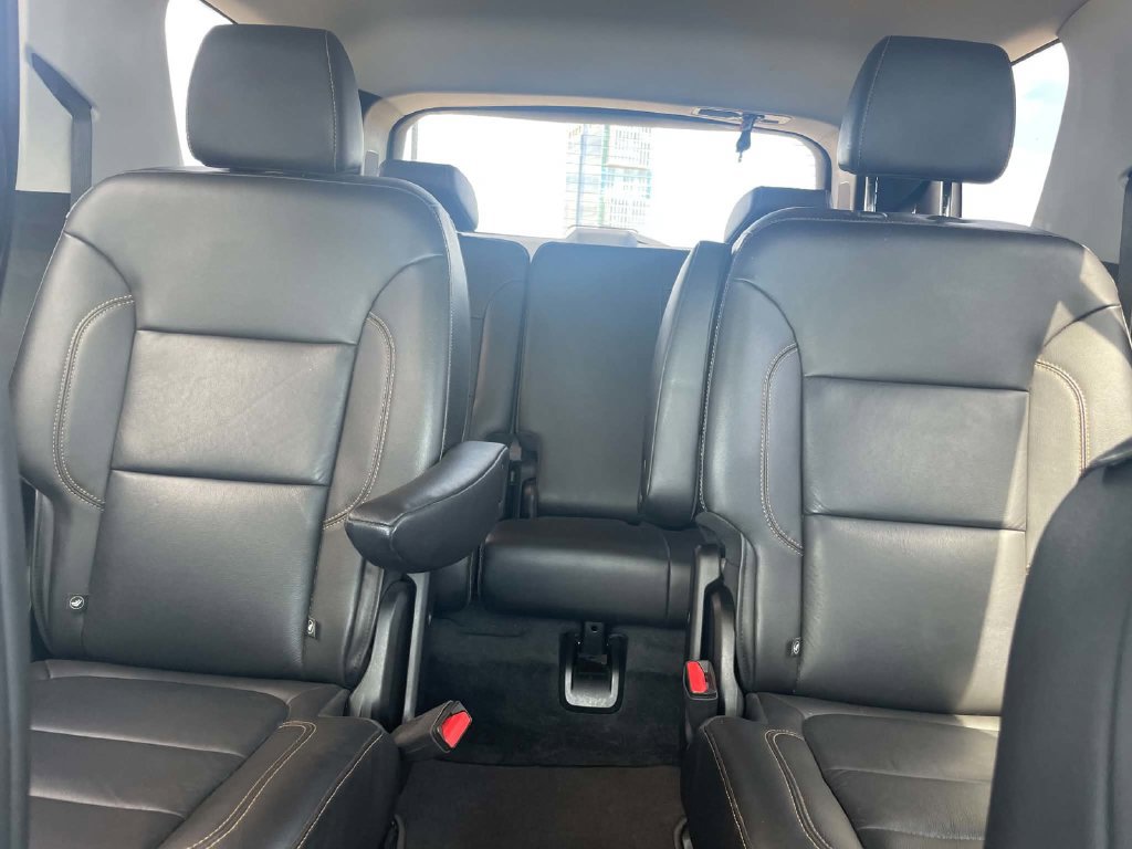 Used 2021 Chevrolet Traverse LT FWD image 23