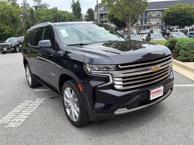 Used 2021 Chevrolet Tahoe High Country w/ Premium Package AWD/4WD image 2