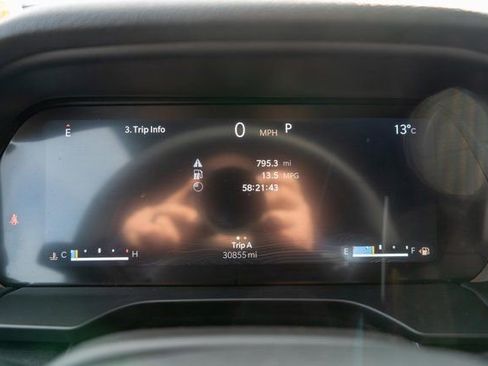 Used 2023 Jeep Grand Cherokee Altitude image 21