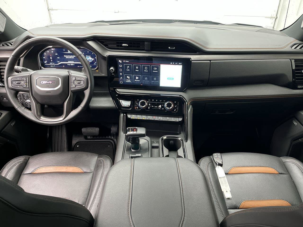 Certified 2025 GMC Sierra 1500 AT4 w/ Technology Package AWD/4WD image 4