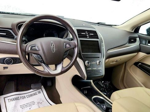 Used 2019 Lincoln MKC Reserve FWD image 13