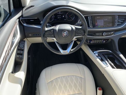 Used 2023 Buick Enclave Avenir w/ Avenir Technology Package image 5