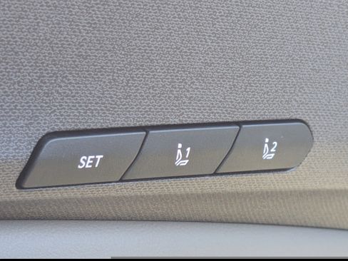 New 2026 Kia Carnival EX image 31