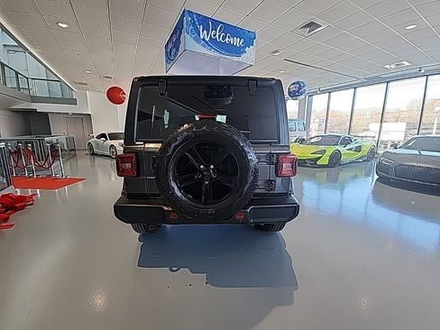 Used 2021 Jeep Wrangler Unlimited Sport image 4