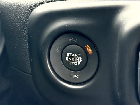 Used 2022 Jeep Wrangler Unlimited Rubicon w/ Xtreme Recon 35" Tire Package image 29