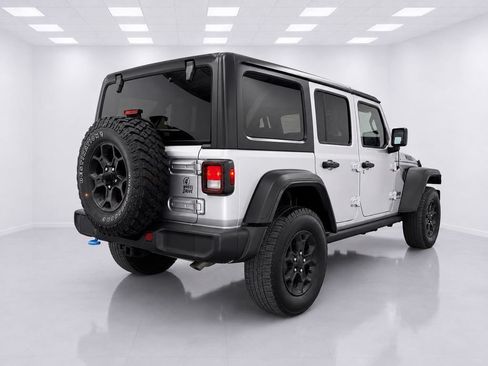 Used 2023 Jeep Wrangler Unlimited w/ Cold Weather Group AWD/4WD image 6