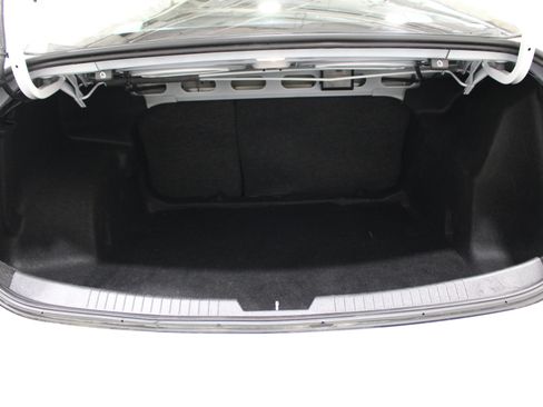 Used 2023 Chevrolet Malibu LT FWD image 22
