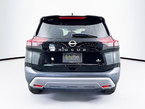 Used 2023 Nissan Rogue SV image 7