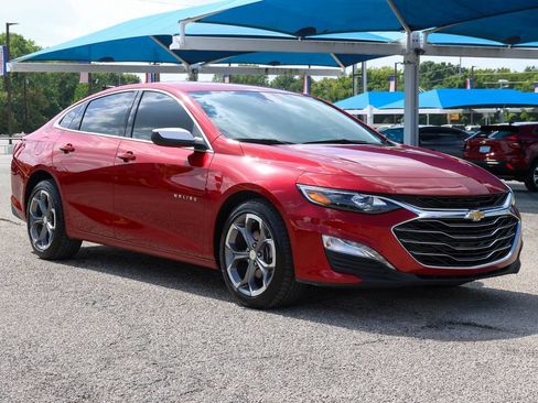 Used 2024 Chevrolet Malibu LT FWD image 1