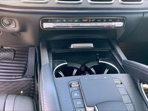 Used 2025 Mercedes-Benz GLE 450 4MATIC image 26