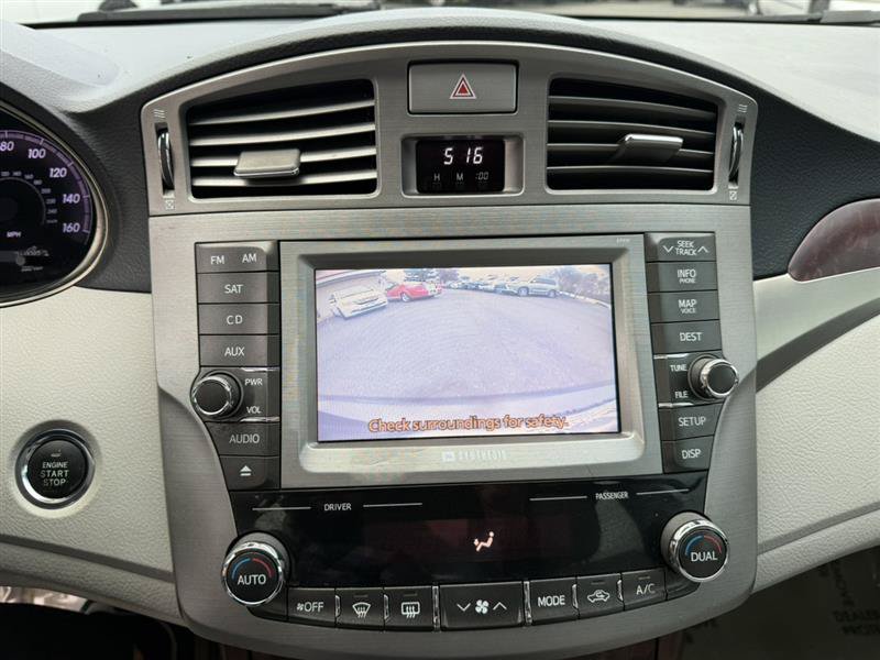 Used 2011 Toyota Avalon Limited FWD image 38