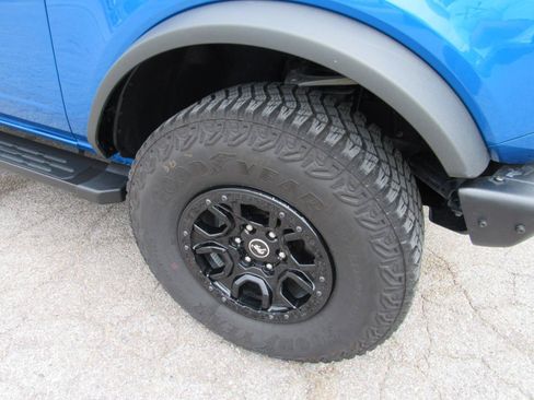 Used 2023 Ford Bronco Wildtrak AWD/4WD image 42