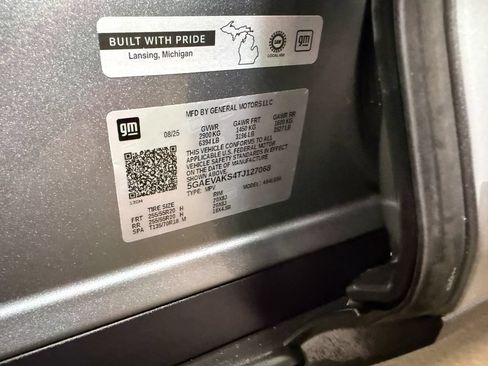 Used 2026 Buick Enclave Preferred AWD/4WD image 56