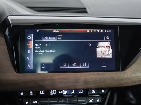 Used 2023 Audi e-tron GT Premium Plus image 20