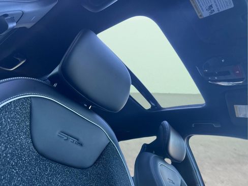 New 2025 Kia K4 GT-Line w/ GT-Line Sunroof Package image 16