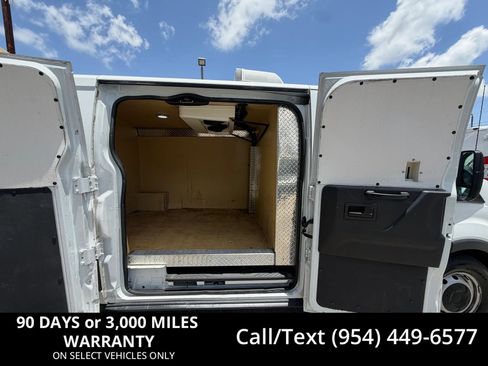 Used 2018 Ford Transit 150 130 Low Roof RWD image 1