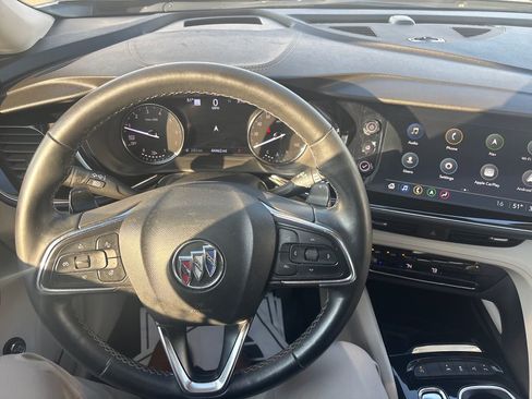 Used 2023 Buick Envision Avenir image 17
