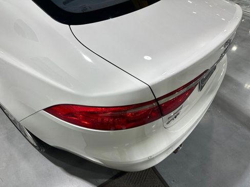 Used 2017 Jaguar XF Prestige RWD image 92