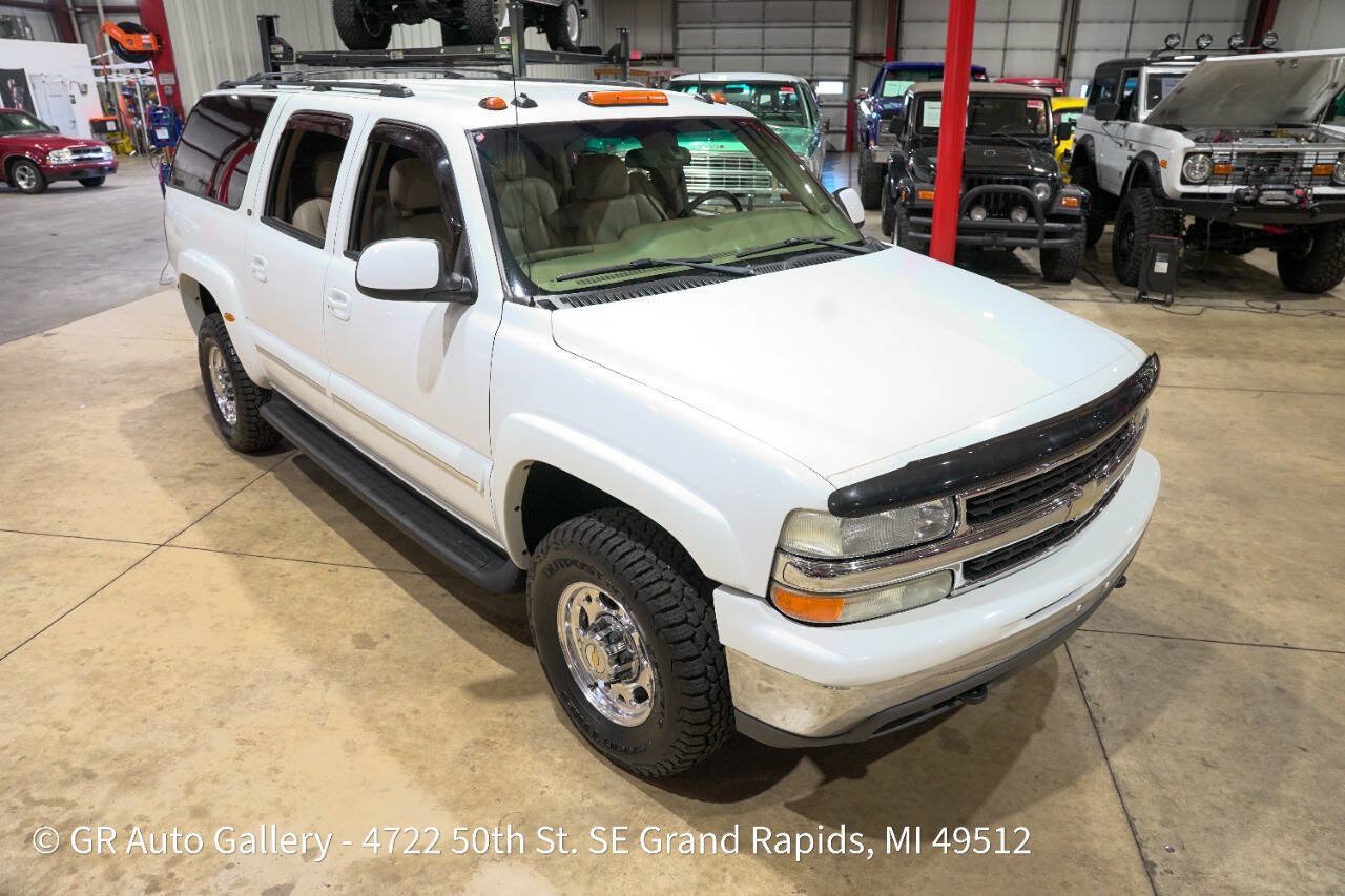 Used 2003 Chevrolet Suburban 2500 LT w/ LT Preferred Equipment Group AWD/4WD image 14