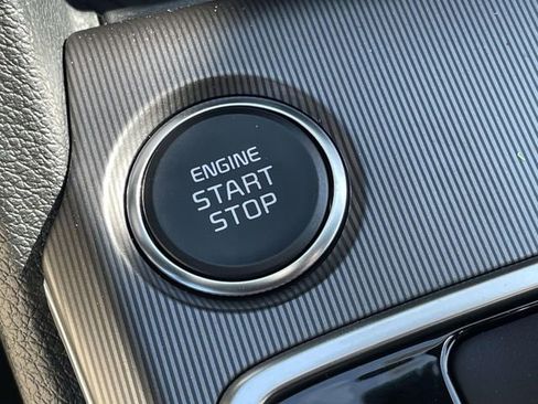 New 2026 Kia Sportage EX image 36