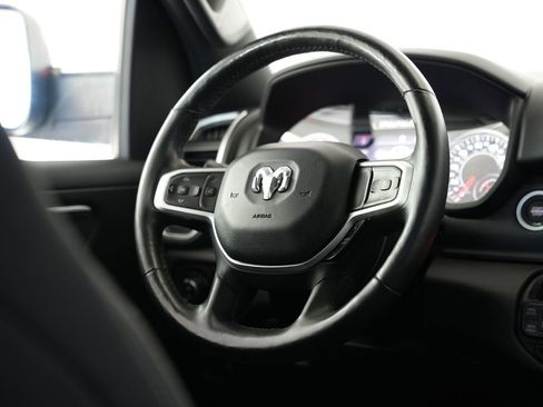 Used 2019 RAM 1500 Big Horn image 11