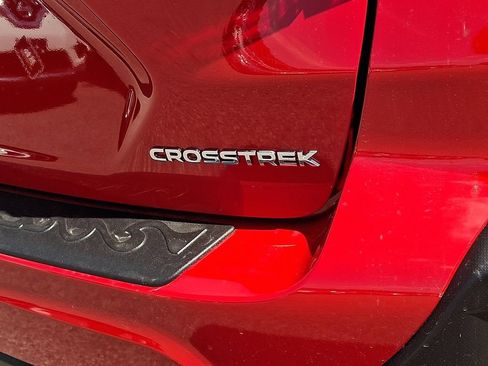 Used 2025 Subaru Crosstrek 2.5i Premium AWD/4WD image 19