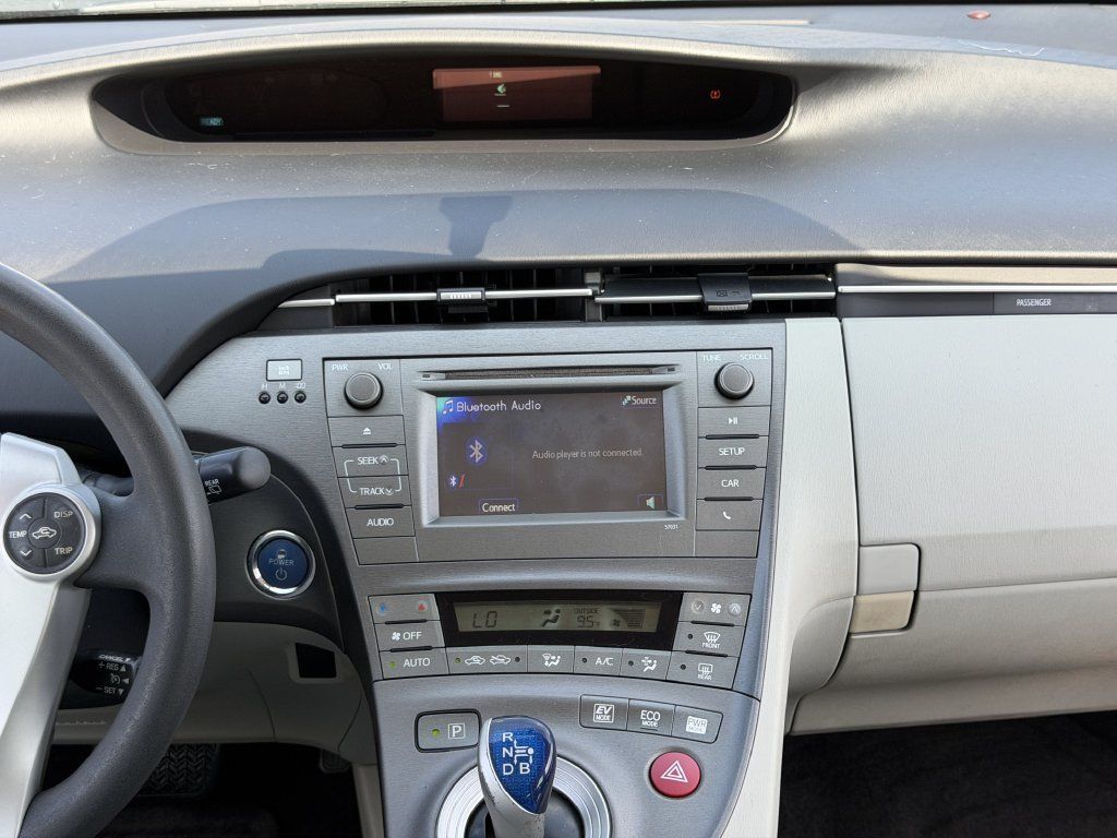 Used 2012 Toyota Prius Two FWD image 17