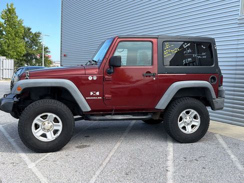 Used 2007 Jeep Wrangler X AWD/4WD image 2