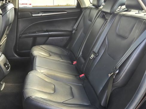 Used 2020 Ford Fusion Titanium image 20