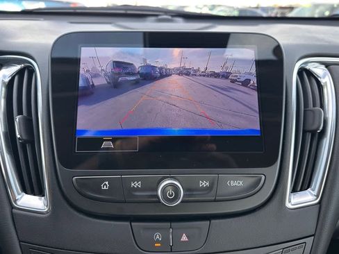 Used 2025 Chevrolet Malibu LT image 23