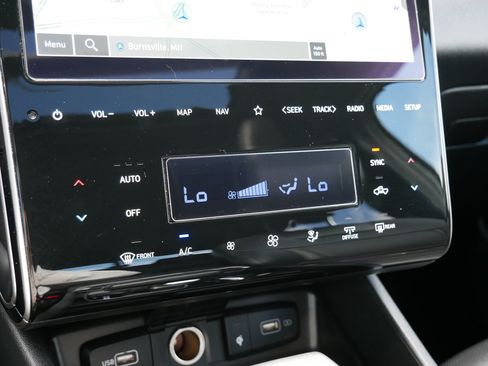 Certified 2024 Hyundai Santa Cruz XRT AWD/4WD image 23