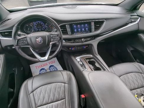Used 2022 Buick Enclave Avenir w/ Avenir Technology Package AWD/4WD image 17