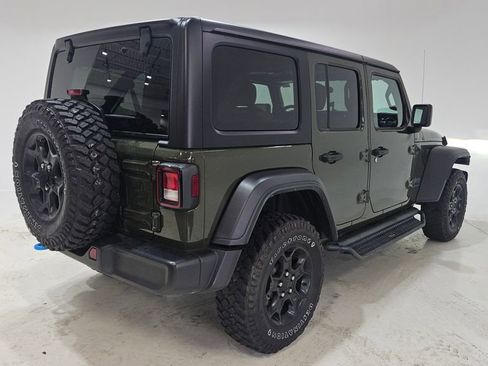 Used 2023 Jeep Wrangler Unlimited w/ Cold Weather Group AWD/4WD image 7