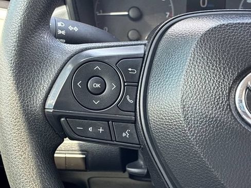 Used 2025 Toyota Corolla LE FWD image 22