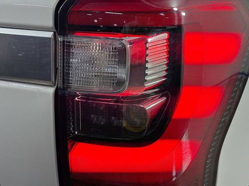 Used 2020 Ford Expedition Platinum image 33