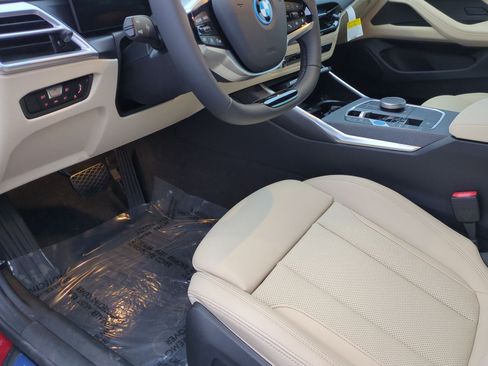 Certified 2026 BMW i4 eDrive40 w/ Premium Package RWD image 17