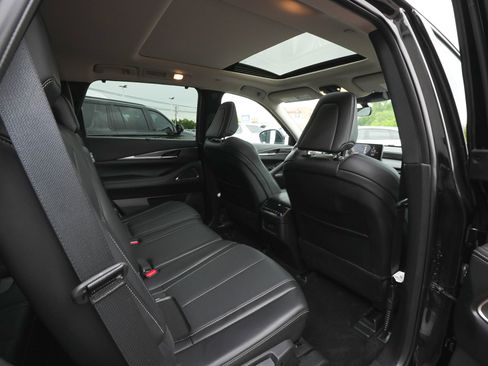 Used 2025 INFINITI QX60 Luxe AWD/4WD image 43